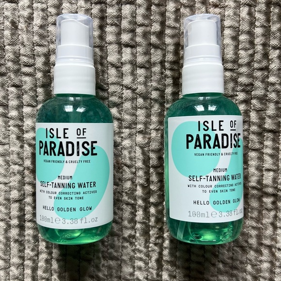 ✨SOLD✨ Self Tanning Water - Medium color - Picture 3 of 5